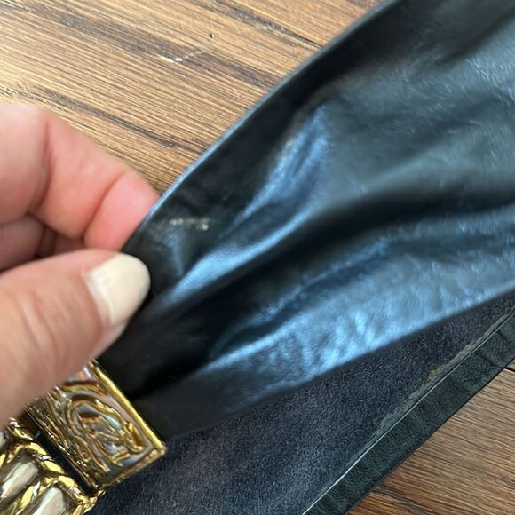 Unique Vintage 80s silver & gold statement belt with black leather band - Picture 8 of 9